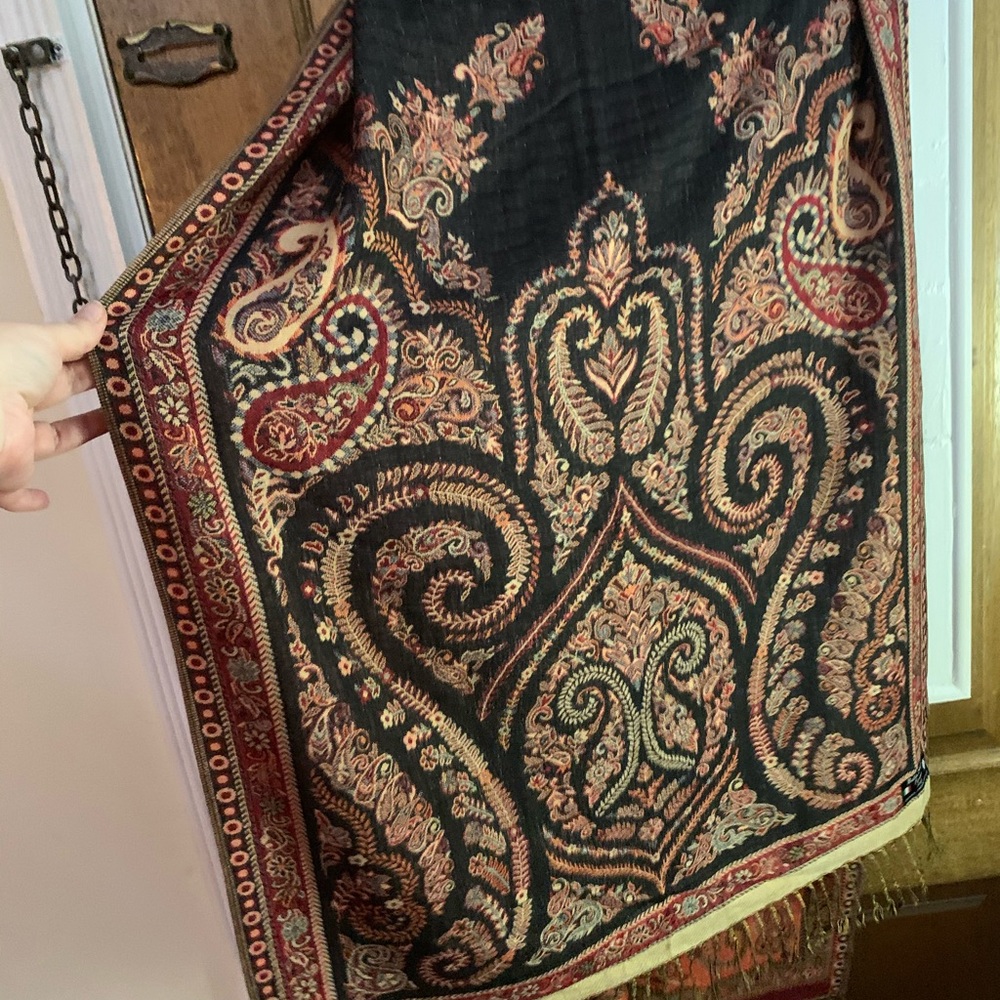 Italian blanket scarf, new! - Picture 4 of 4